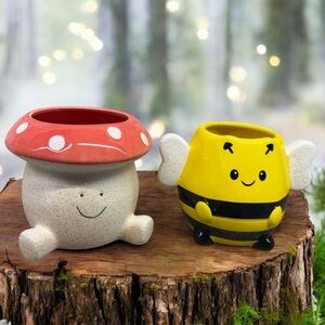 BELAVI Mushroom and Bee Planters